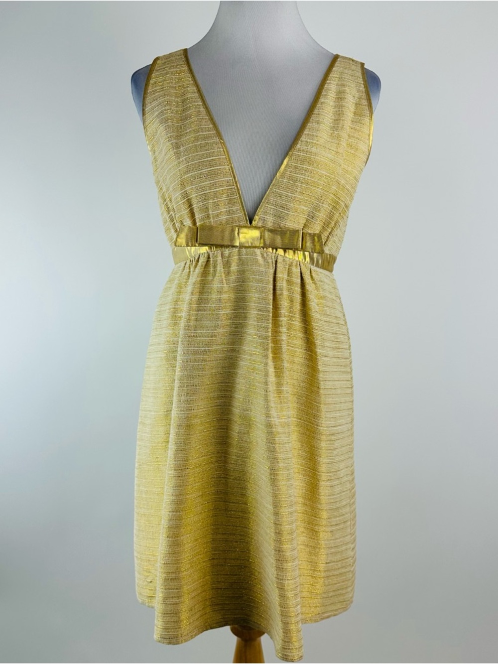 Mark James by Badgley Mischka Gold V Neck Bow Detail Dress Size 2